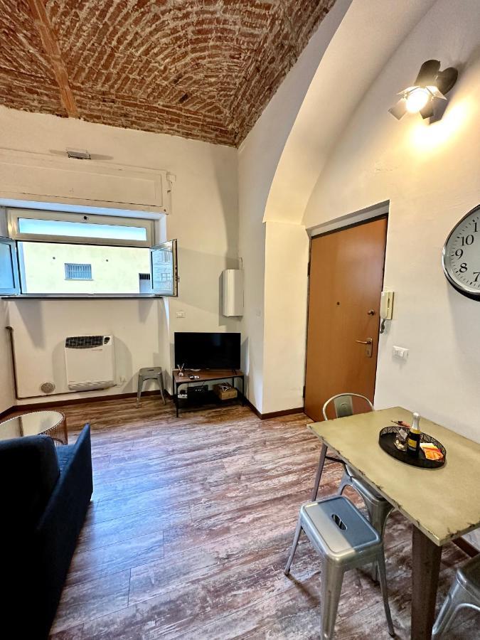 Casa Santa Chiara - Vicino Porta Susa F.S. Турин Екстер'єр фото